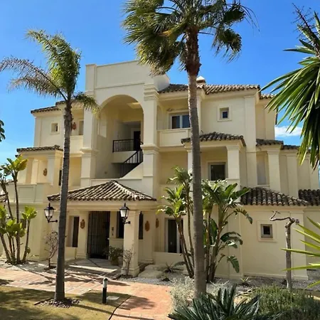 Apartment & Golf In Costa Casares