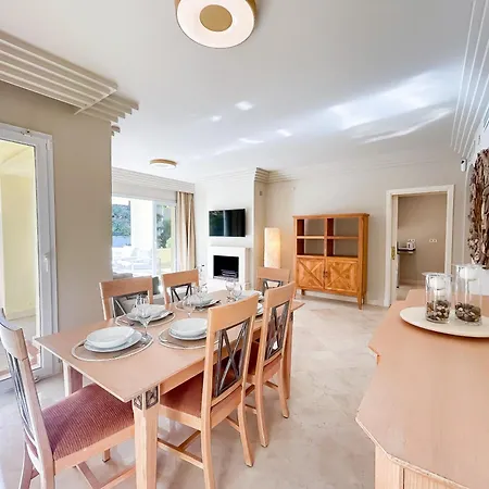 Apartment & Golf In Costa *